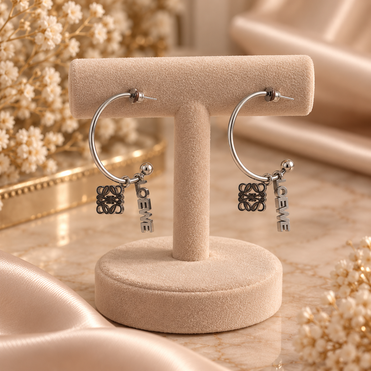 Créoles argentées avec pendentifs – Style tendance✨